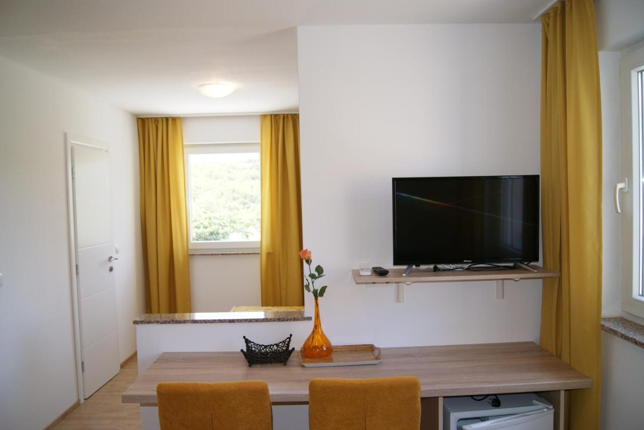 Rooms Magdalena Krk 克尔克 外观 照片
